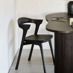 Eetkamerstoel Bok Gevernist Eikenhout en Leder