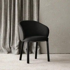 Eetkamerstoel Unda Eikenhout en stof