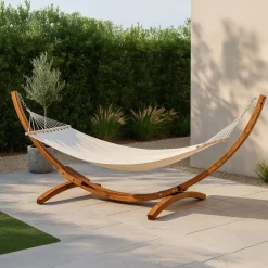 Hangmat Delisha crèmewit, met standaard van acaciahout