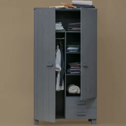 Kledingkast Dennis