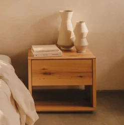 Nachtkastje Alguema Eiken, 60 x 40cm