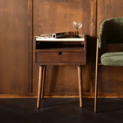 Nachtkastje Arda Walnoot en travertin, Met 1 lade