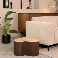 Organische Salontafel Davi Travertin en hout, 50 x 35cm