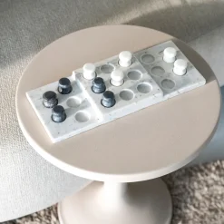 Ornament Tic Tac Toe Marmer