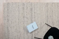 Vloerkleed Chandara kleur Ivory