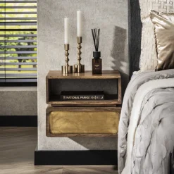 Zwevend Nachtkastje Renée Mangohout en brass, 33 x 40cm